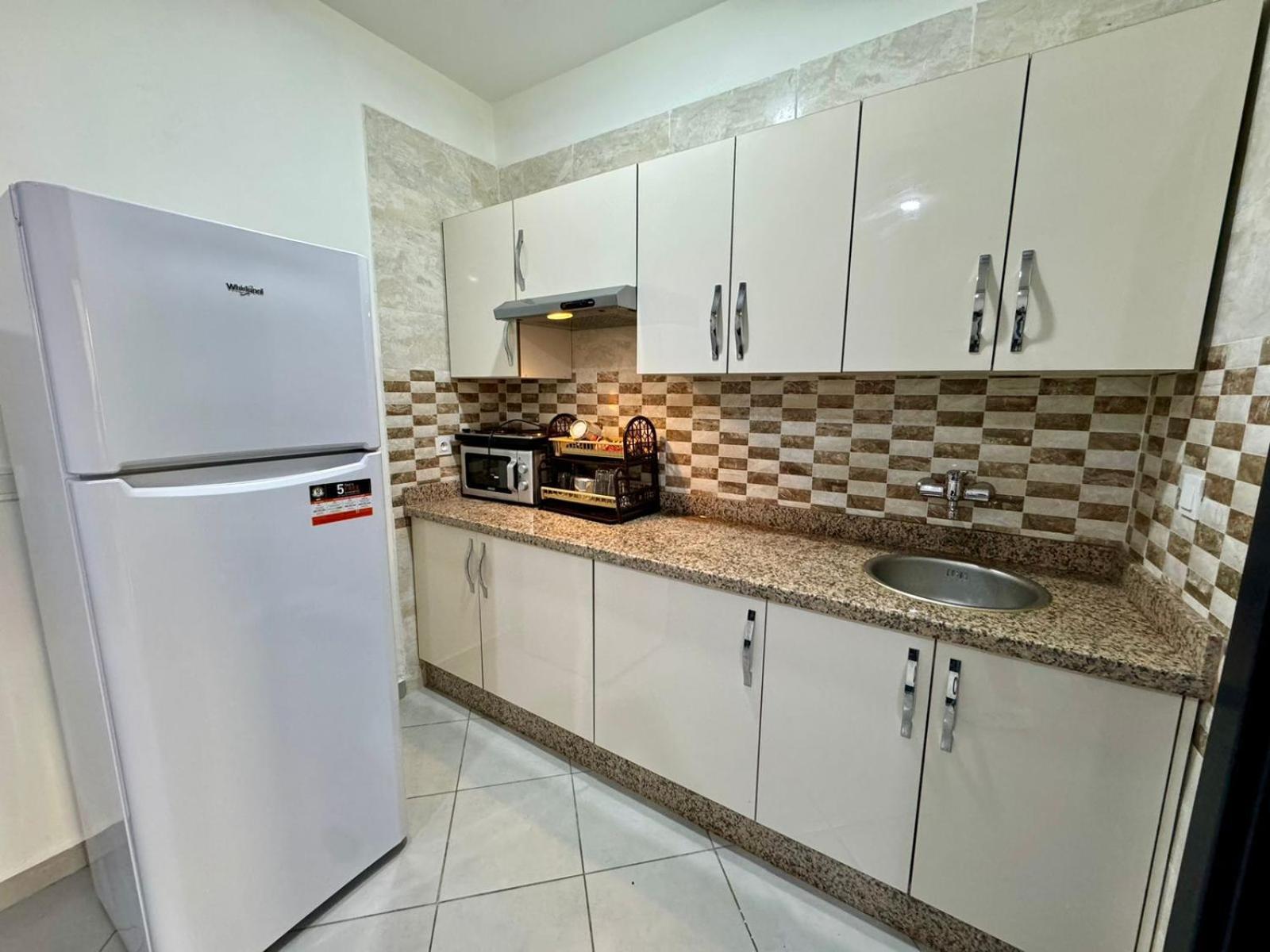 2 Chambres Calme Centre Ville Tangier Bagian luar foto